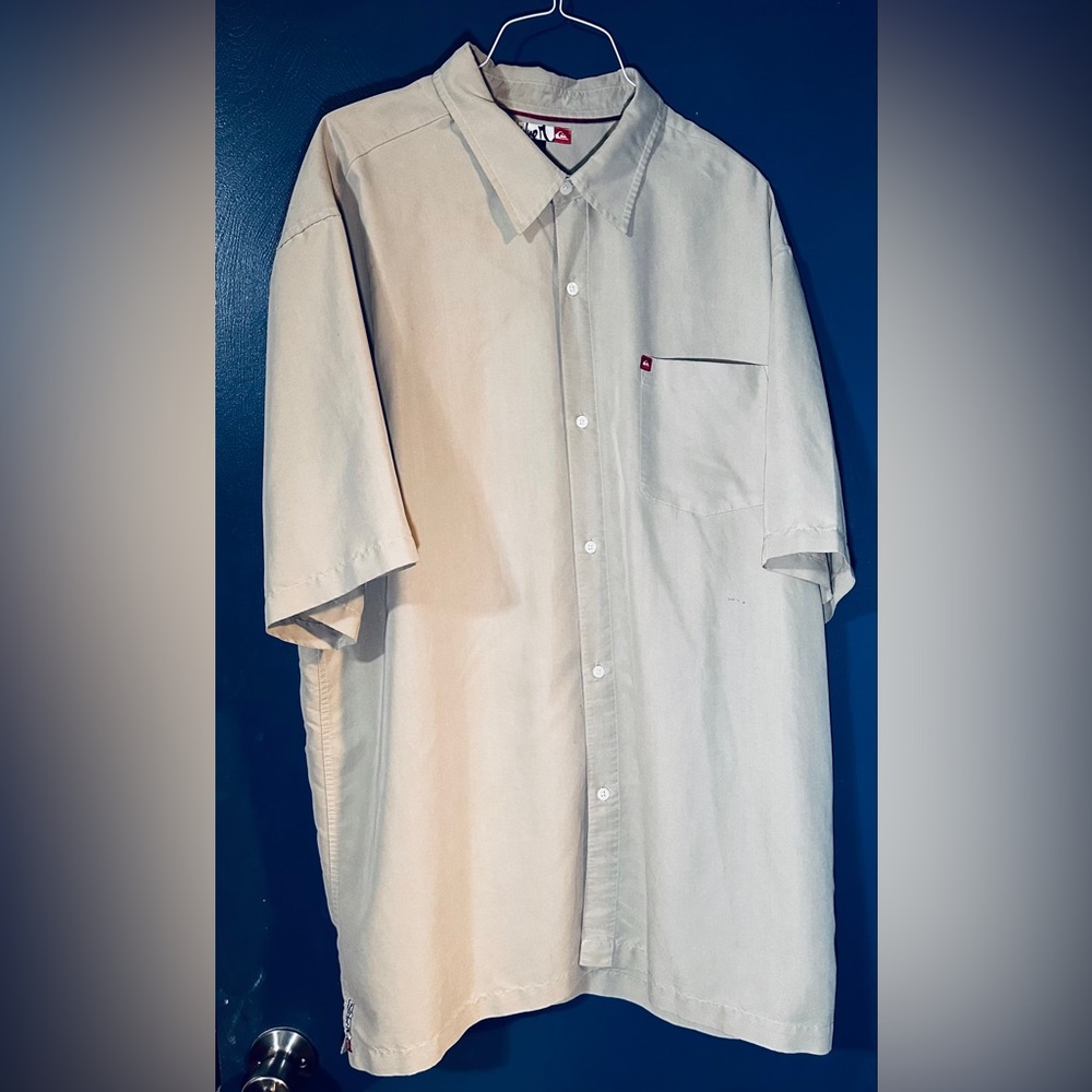 Men’s XXL Quiksilver casual shirt